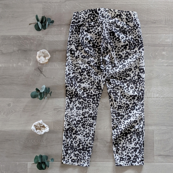 J. Crew Bennet Cropped Chino in Snowcat - Picture 5 of 6